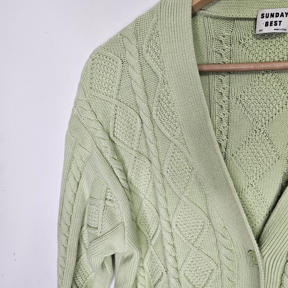 Aritzia Sunday Best Lamora Cardigan Sz 2XS Cable Knit Sweater Green Oversize - Picture 6 of 11